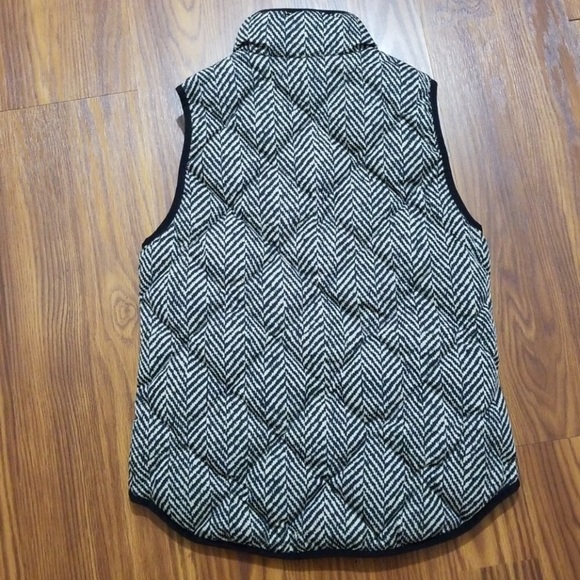 J.Crew vest. - Picture 2 of 3